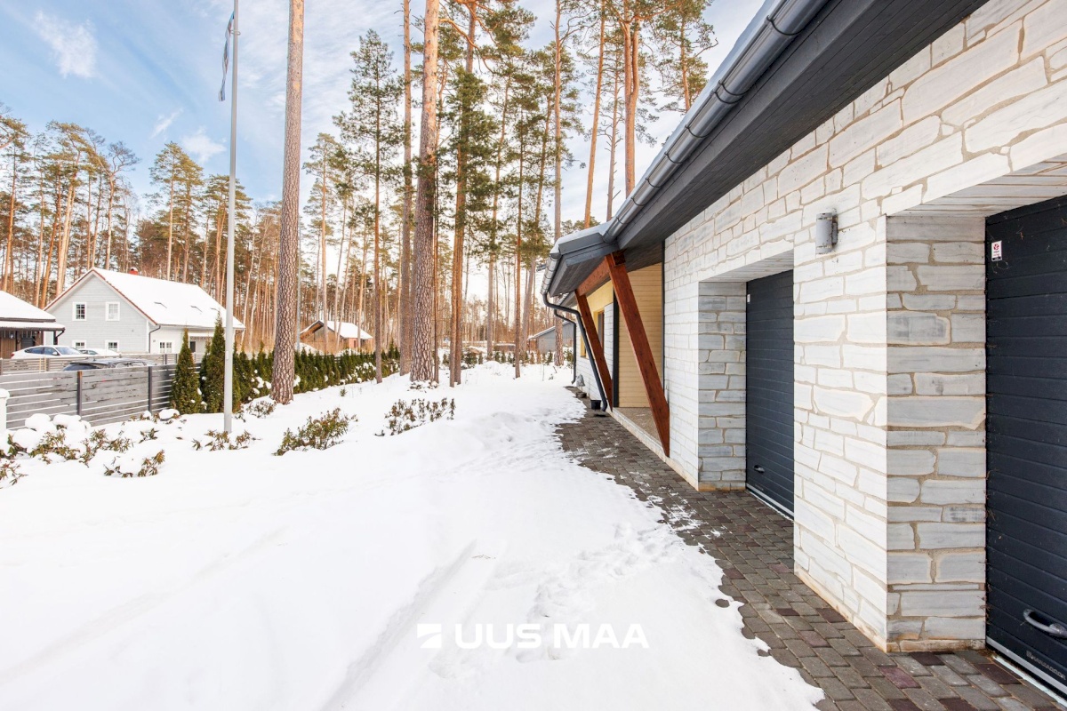 Haapsalu linn, Haapsalu linn, Lõokese 11