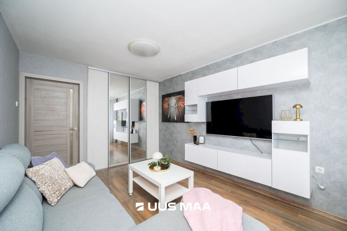 Tallinn, Lasnamäe linnaosa, Sikupilli, Majaka 4