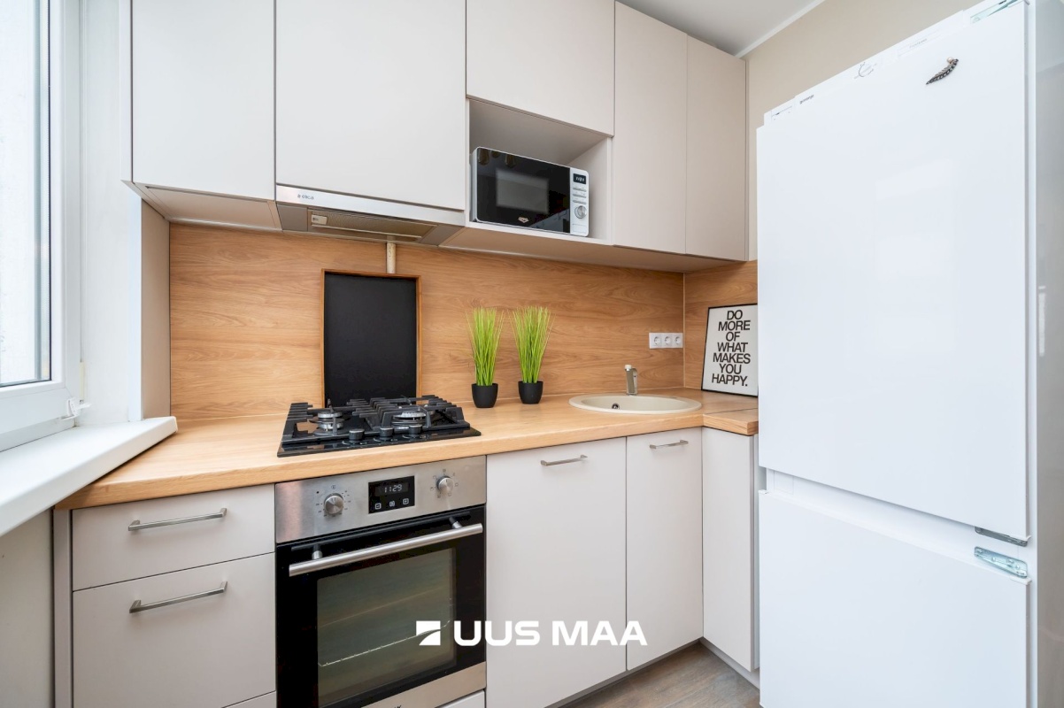 Tallinn, Lasnamäe linnaosa, Sikupilli, Majaka 4