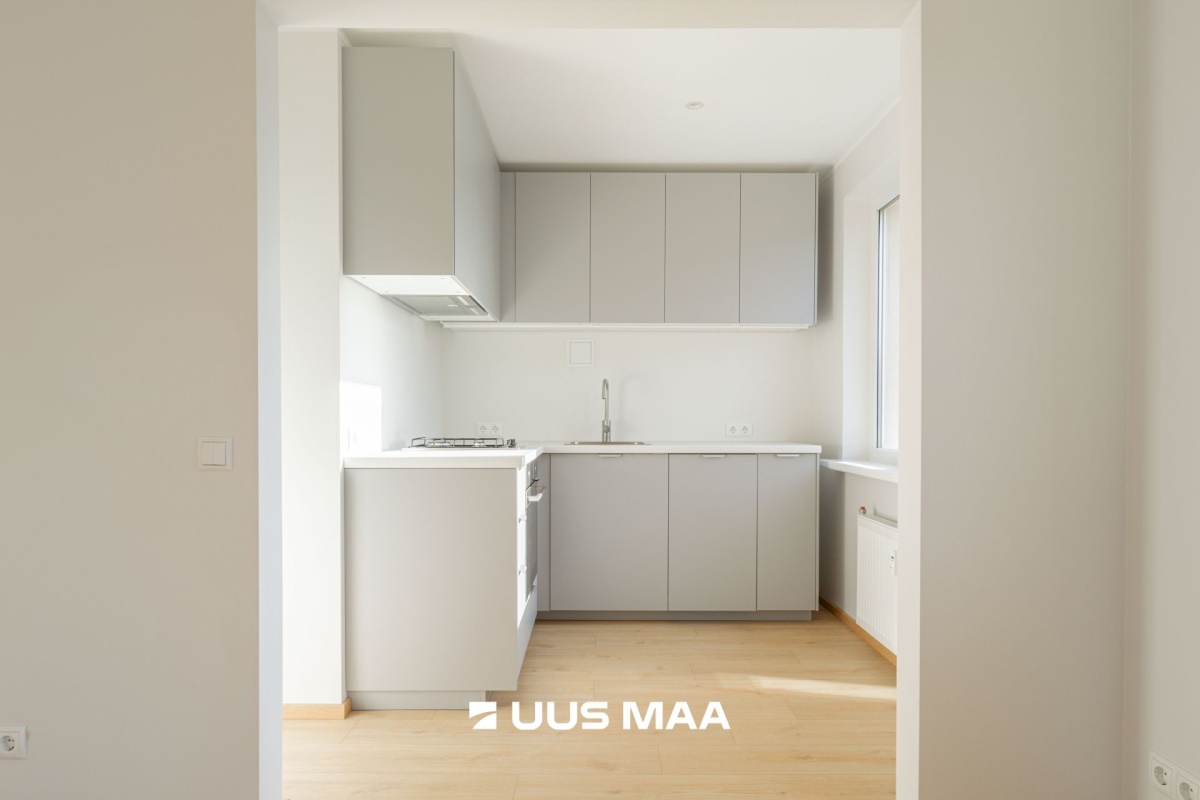 Tallinn, Mustamäe linnaosa, Mustamäe, Akadeemia tee 60