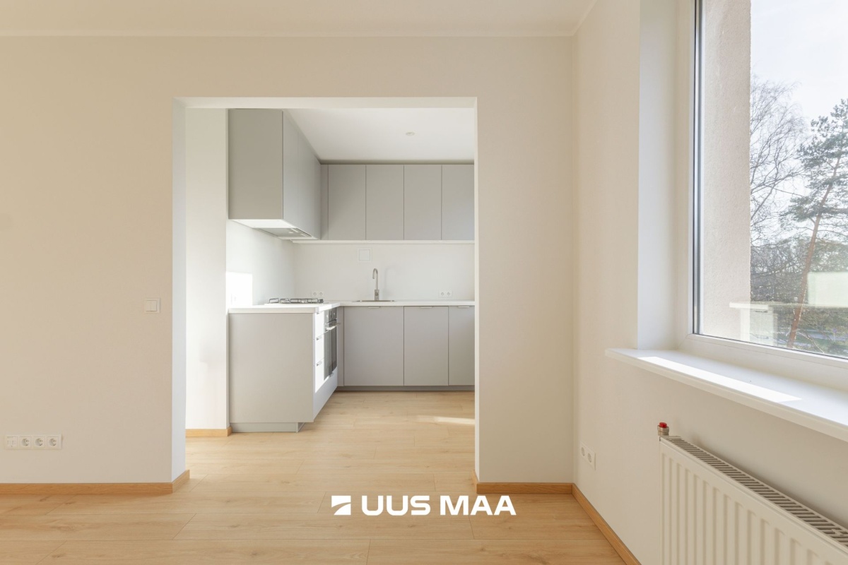 Tallinn, Mustamäe linnaosa, Mustamäe, Akadeemia tee 60