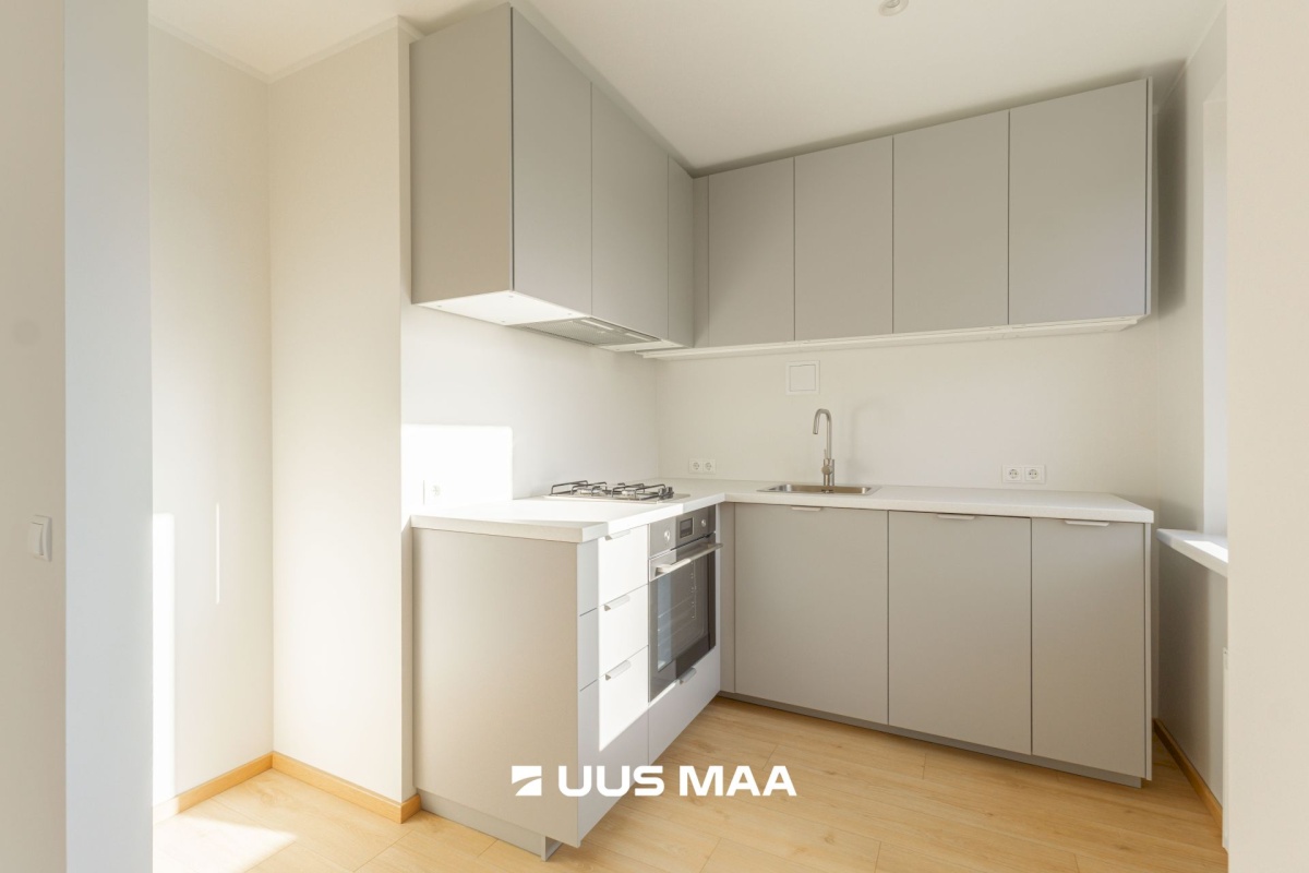 Tallinn, Mustamäe linnaosa, Mustamäe, Akadeemia tee 60