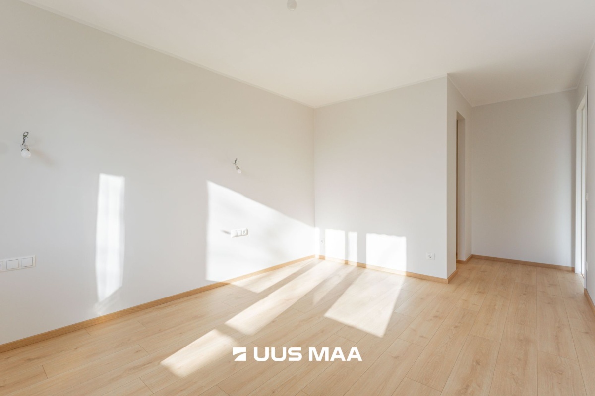 Tallinn, Mustamäe linnaosa, Mustamäe, Akadeemia tee 60