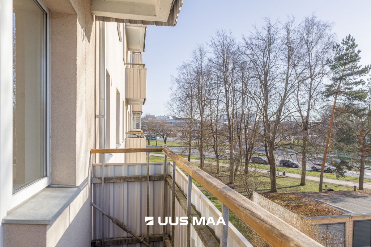 Tallinn, Mustamäe linnaosa, Mustamäe, Akadeemia tee 60