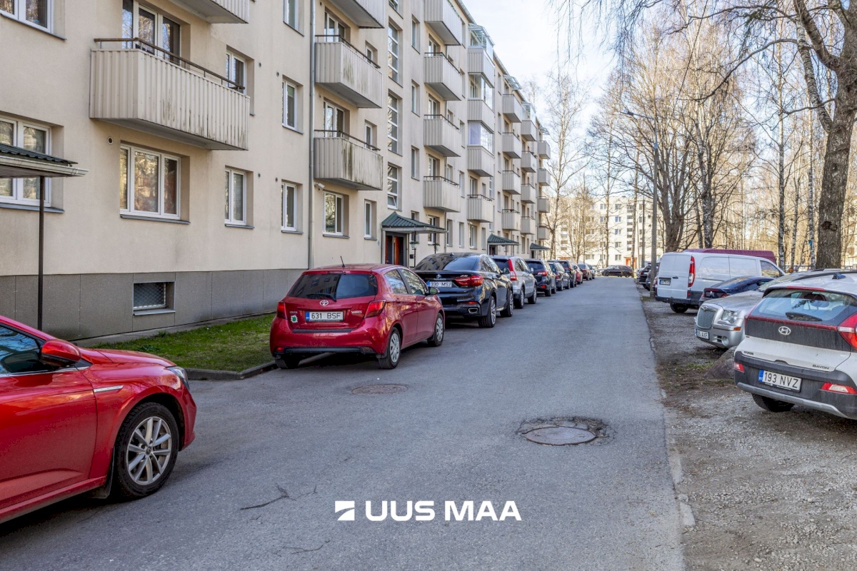 Tallinn, Mustamäe linnaosa, Mustamäe, Akadeemia tee 60