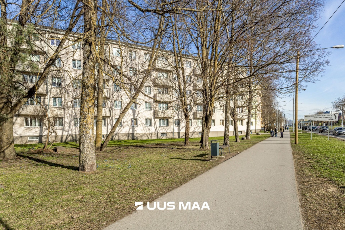 Tallinn, Mustamäe linnaosa, Mustamäe, Akadeemia tee 60