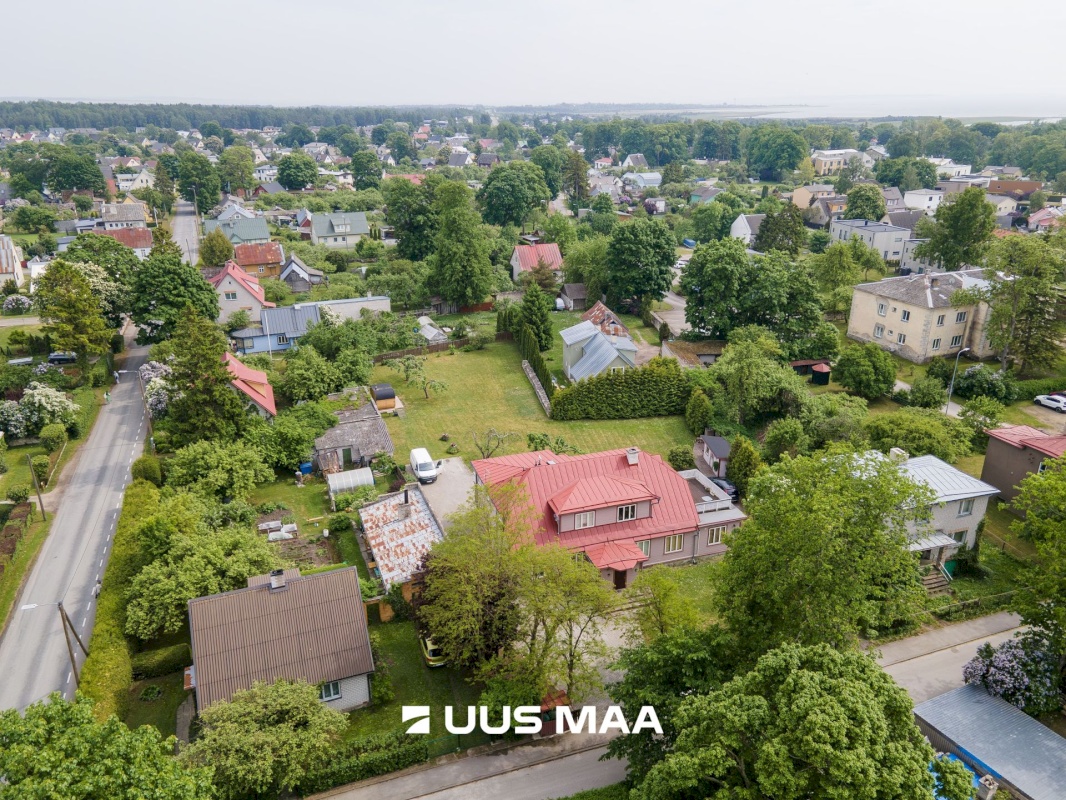 Saaremaa vald, Kuressaare linn, Pärna 14