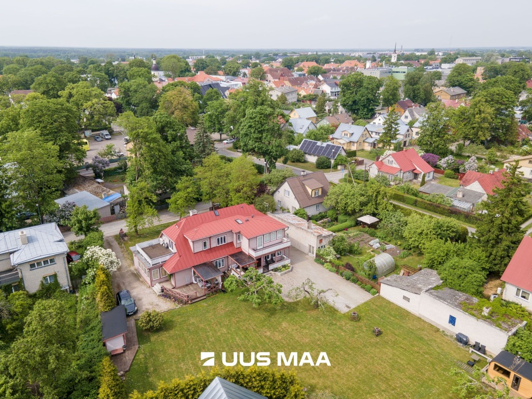 Saaremaa vald, Kuressaare linn, Pärna 14
