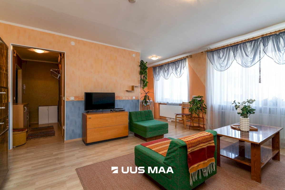 Viljandi linn, Paalalinn, Põhja pst 2b