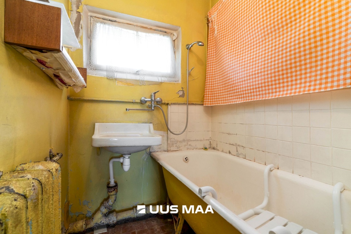 Viljandi linn, Paalalinn, Väike-Kaare 13