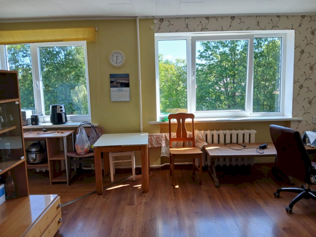 Põhja-Pärnumaa vald, Tootsi alev, Kooli 1