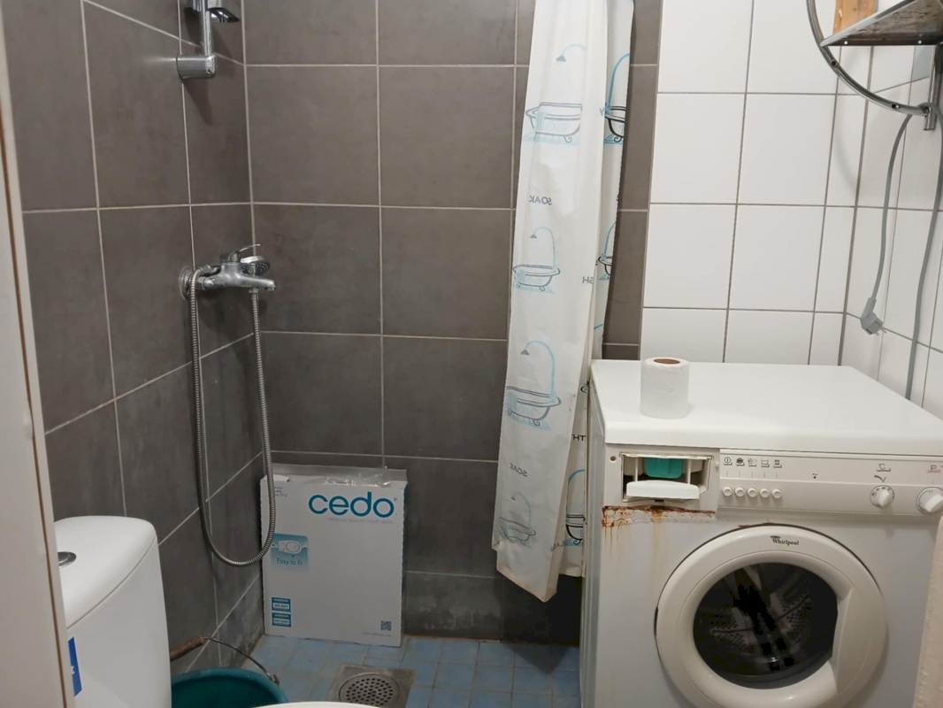 Põhja-Pärnumaa vald, Tootsi alev, Kooli 1