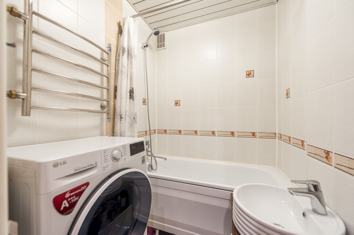 Tallinn, Mustamäe linnaosa, Kuklase tn 12