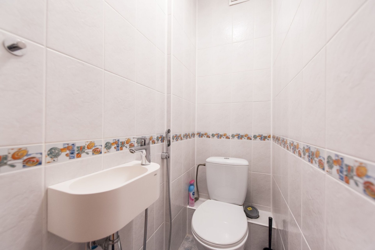 Tallinn, Mustamäe linnaosa, Kuklase tn 12