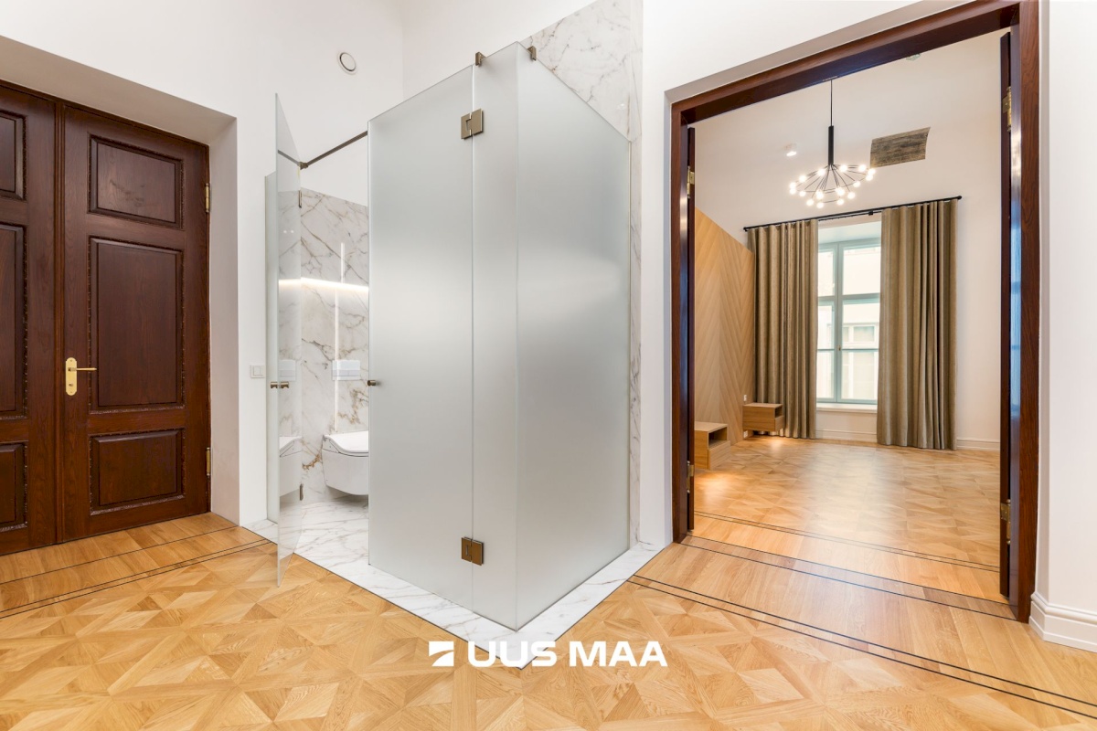 Tallinn, Kesklinna linnaosa, Vanalinna, Lai tn 13