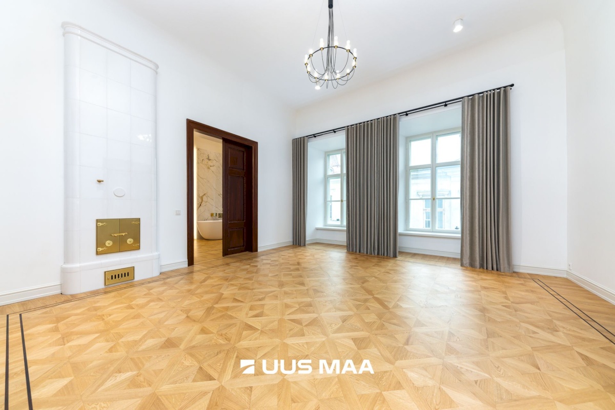 Tallinn, Kesklinna linnaosa, Vanalinna, Lai tn 13