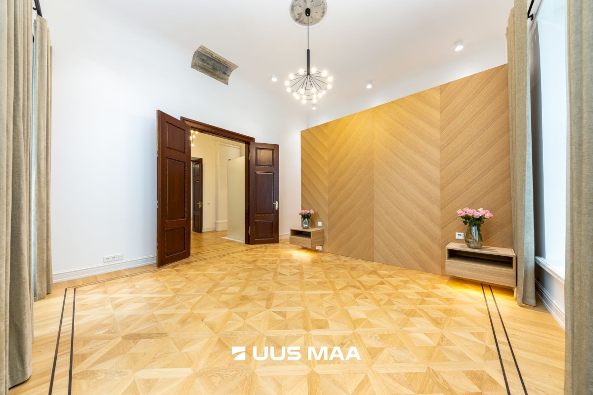 Tallinn, Kesklinna linnaosa, Vanalinna, Lai tn 13