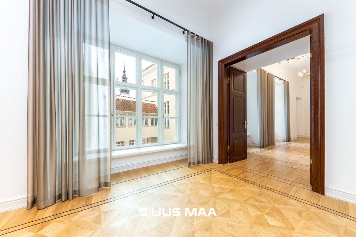 Tallinn, Kesklinna linnaosa, Vanalinna, Lai tn 13