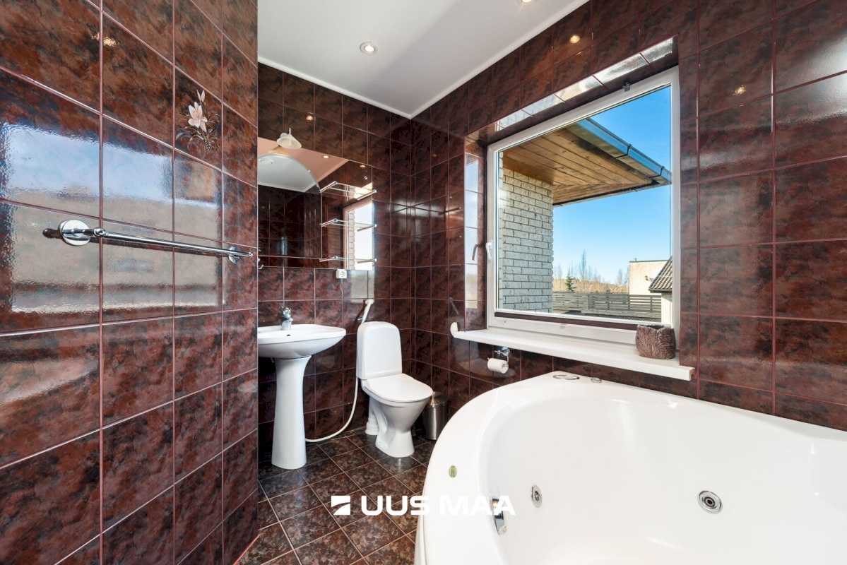 Viimsi vald, Kelvingi küla, Meresihi tee 24