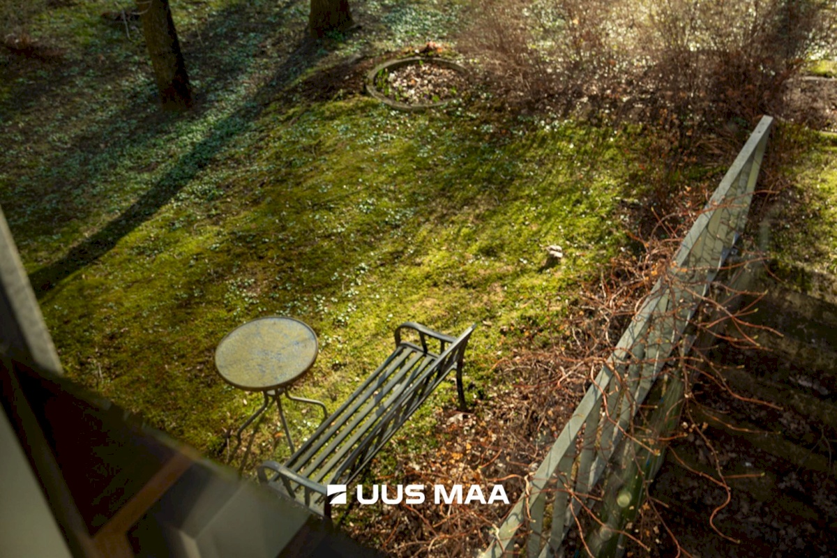 Tallinn, Kesklinna linnaosa, Kadriorg, Liivaoja 4b