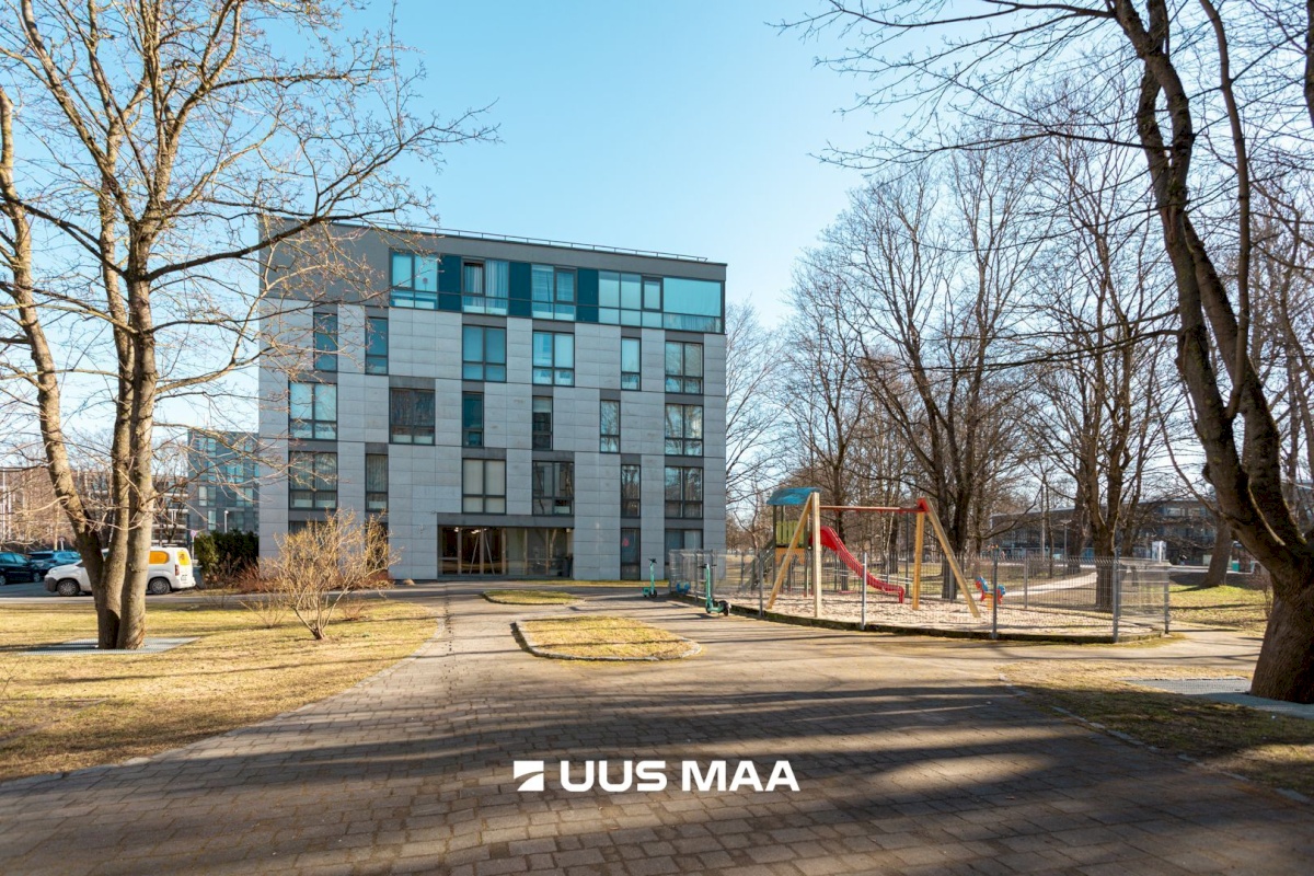 Tallinn, Kesklinna linnaosa, Kadriorg, Liivaoja 4b