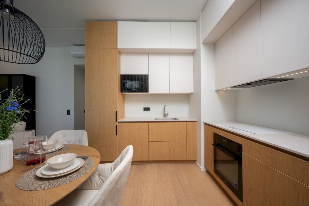 Tallinn, Lasnamäe linnaosa, Ülemiste, Tuletorni 14