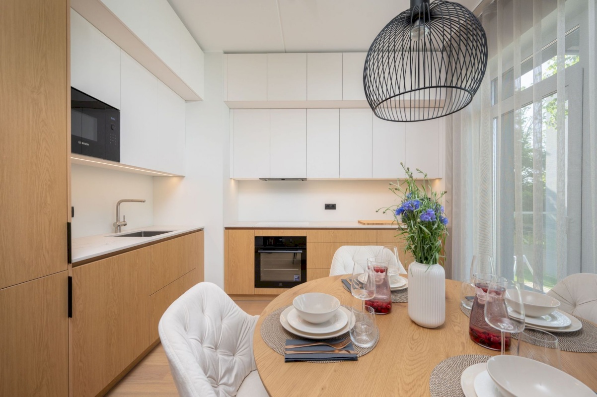 Tallinn, Lasnamäe linnaosa, Ülemiste, Tuletorni 14