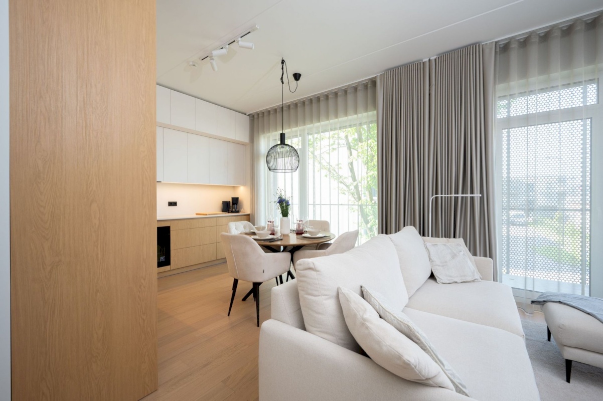 Tallinn, Lasnamäe linnaosa, Ülemiste, Tuletorni 14