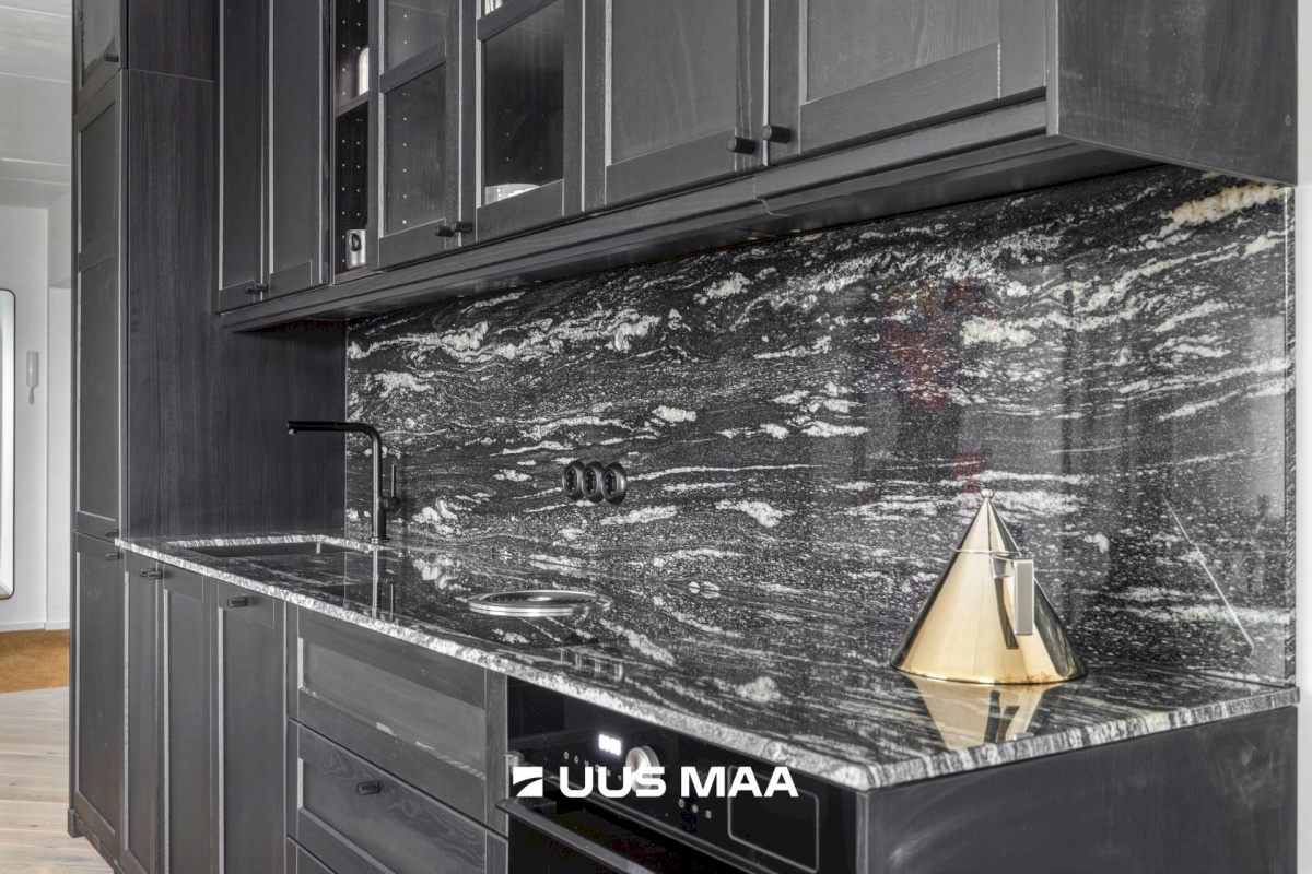 Tallinn, Kesklinna linnaosa, Liivalaia 5