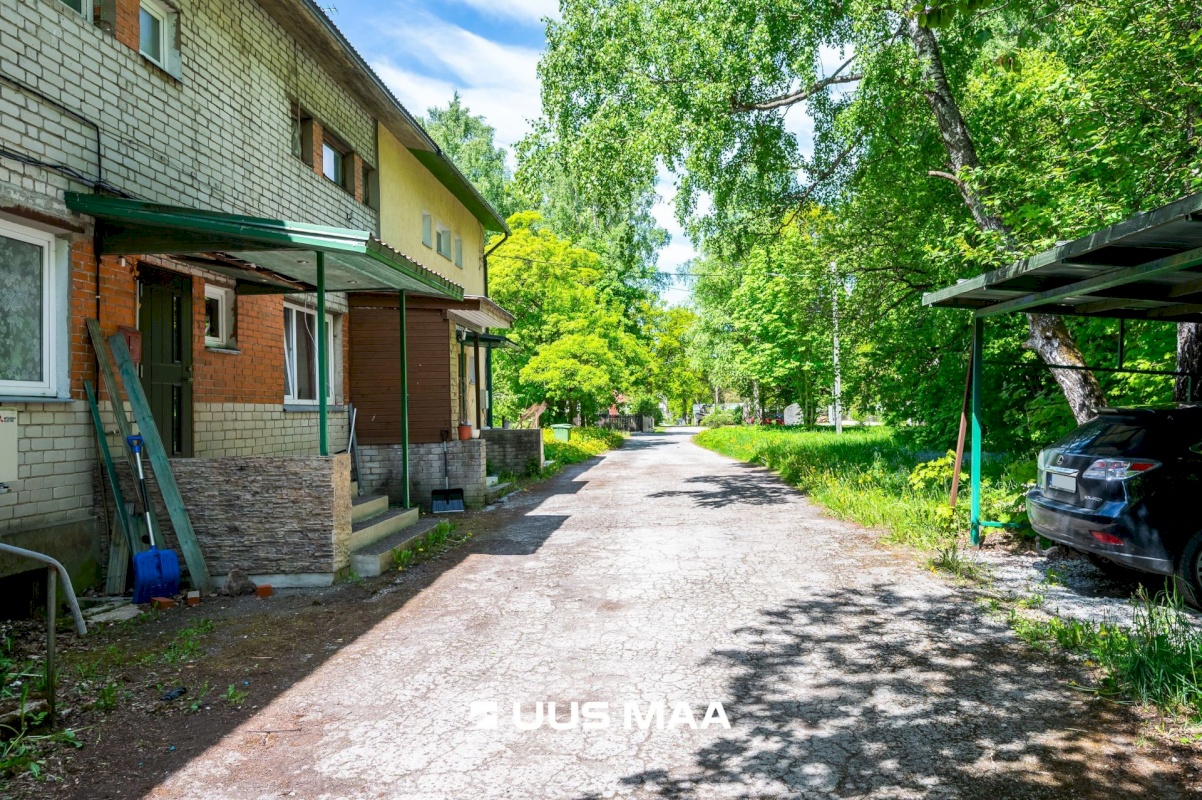 Lääne-Harju vald, Karjaküla alevik, Orava 1