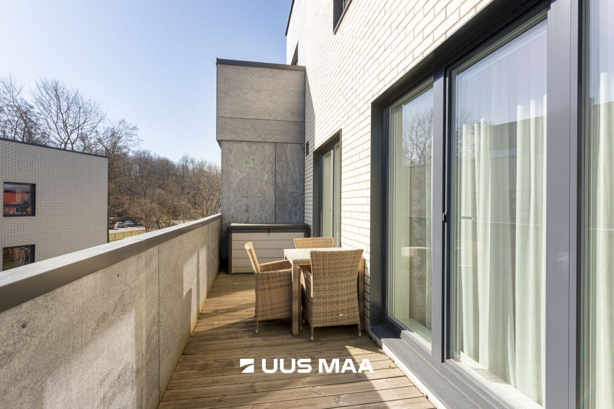 Tallinn, Kesklinna linnaosa, Kadriorg, Joa 9/1