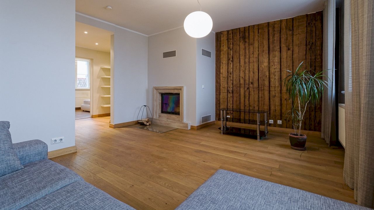 Tallinn, Kesklinna linnaosa, Sulevimägi 2