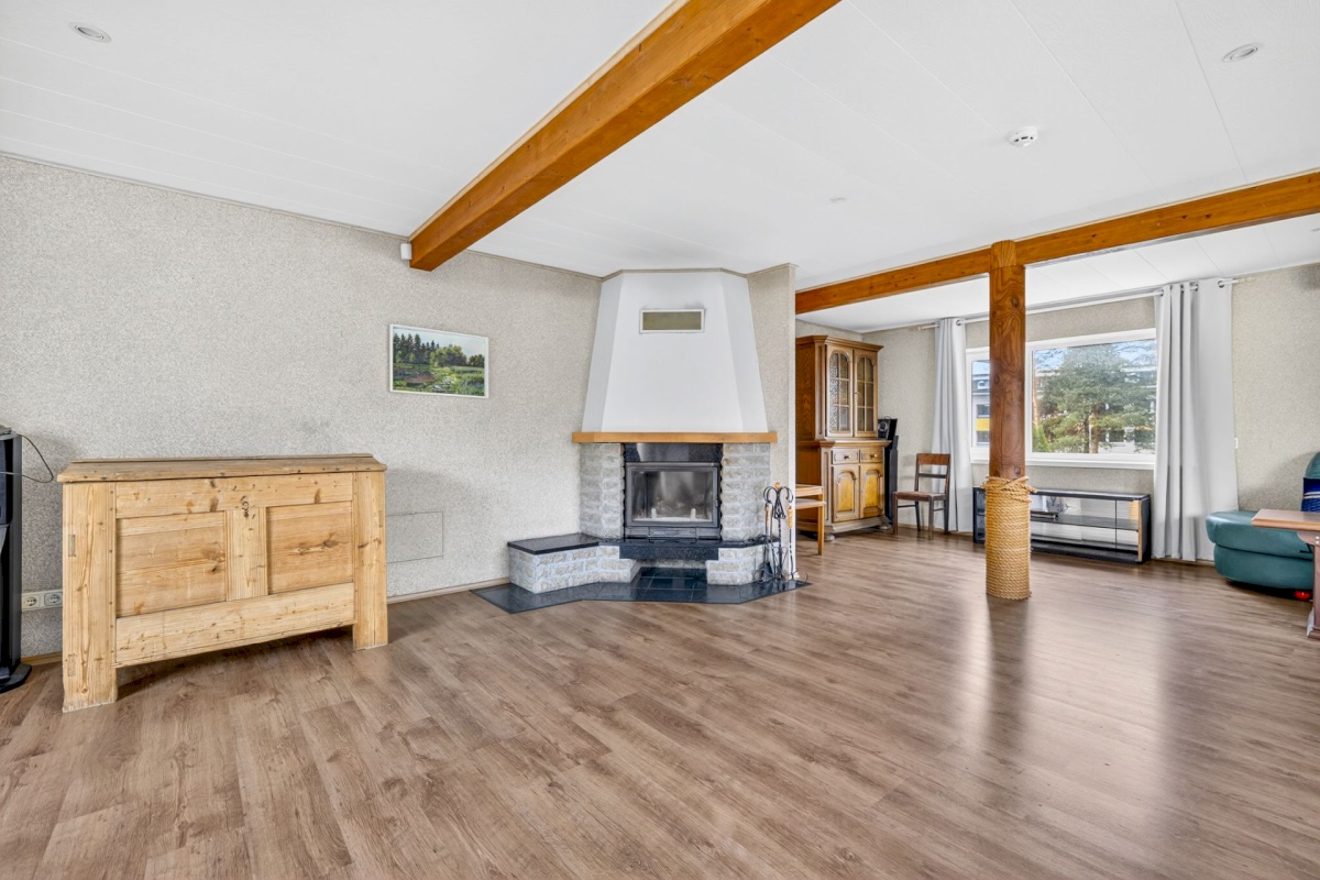 Tallinn, Nõmme linnaosa, Pääsküla, Vabaduse pst 201