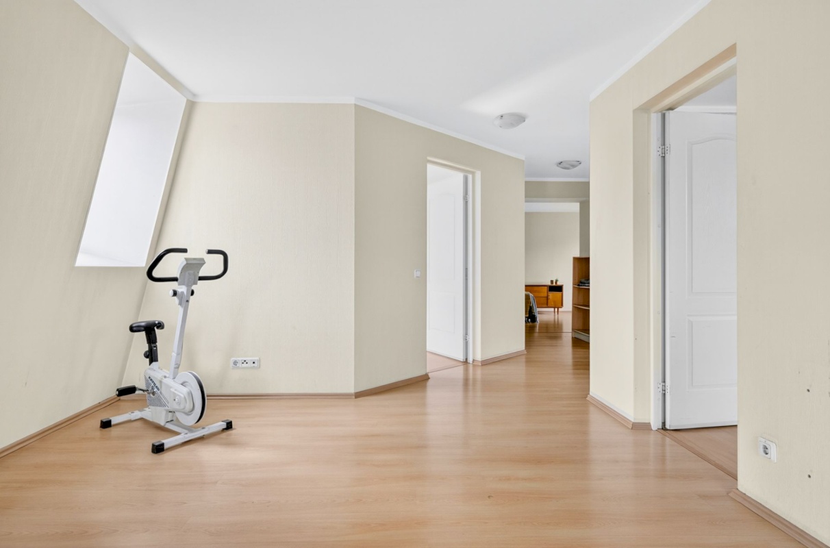 Tallinn, Nõmme linnaosa, Pääsküla, Vabaduse pst 201