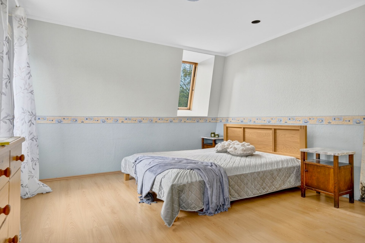 Tallinn, Nõmme linnaosa, Pääsküla, Vabaduse pst 201