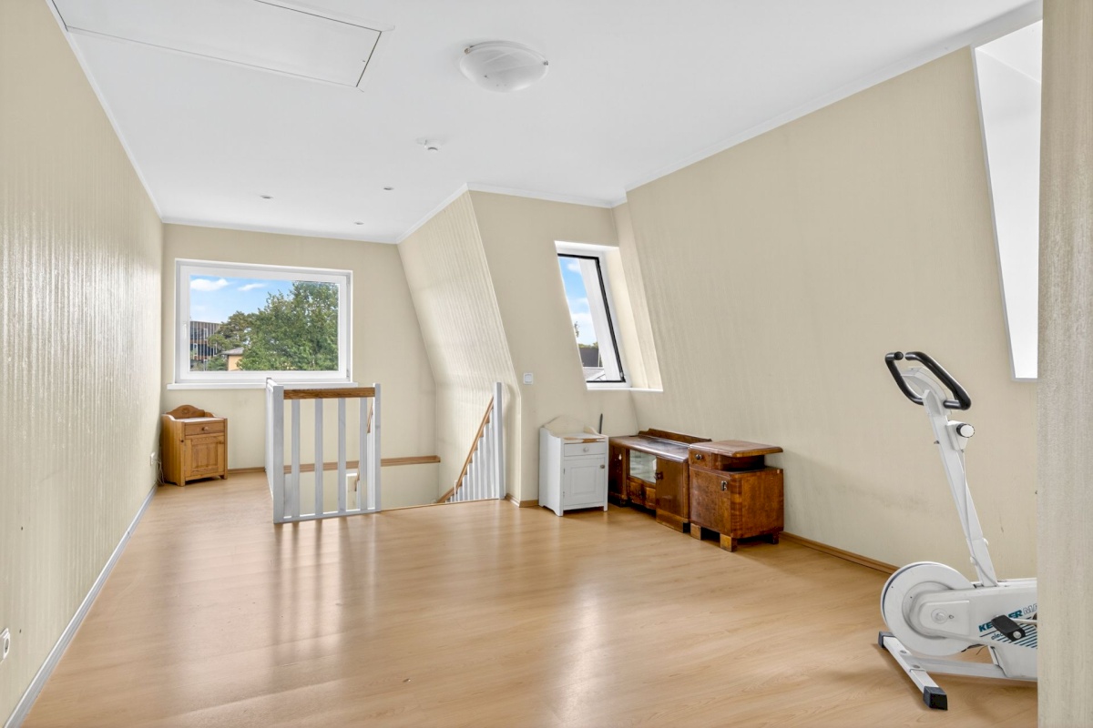 Tallinn, Nõmme linnaosa, Pääsküla, Vabaduse pst 201