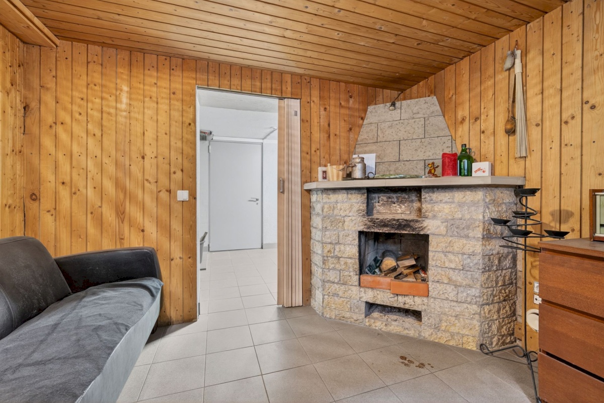 Tallinn, Nõmme linnaosa, Pääsküla, Vabaduse pst 201