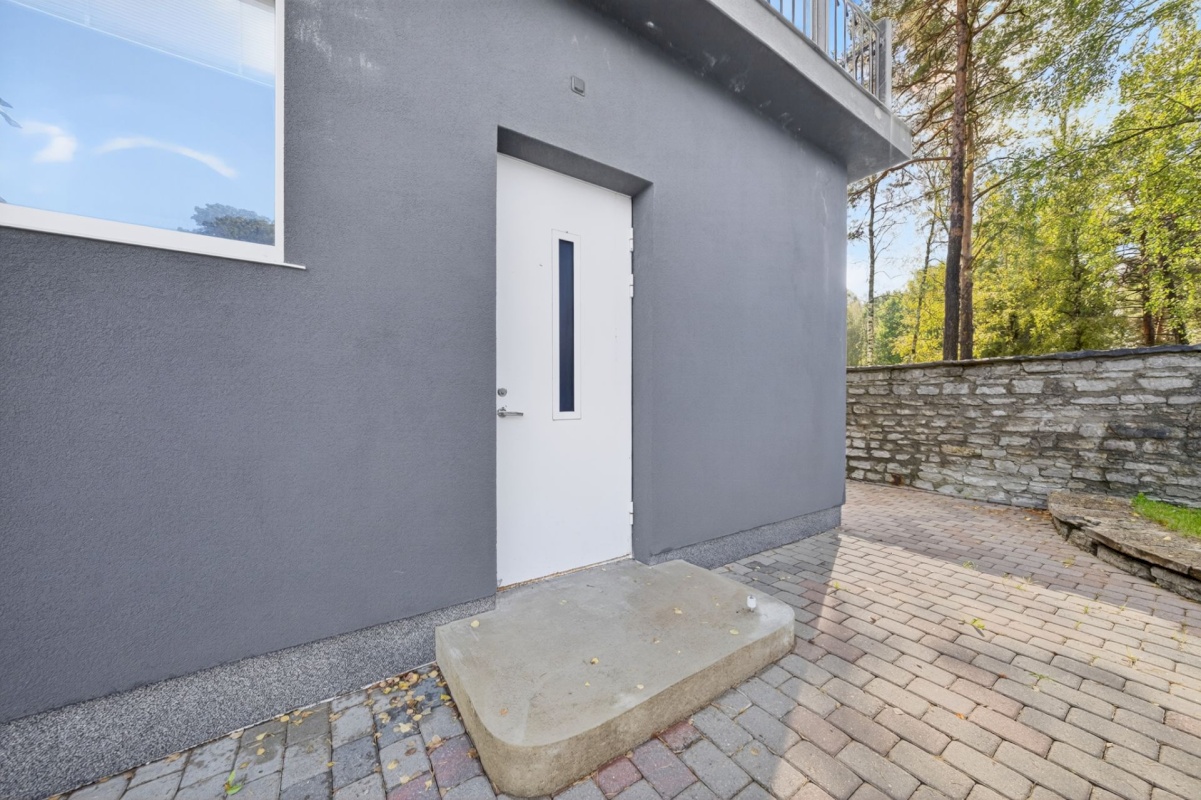 Tallinn, Nõmme linnaosa, Pääsküla, Vabaduse pst 201