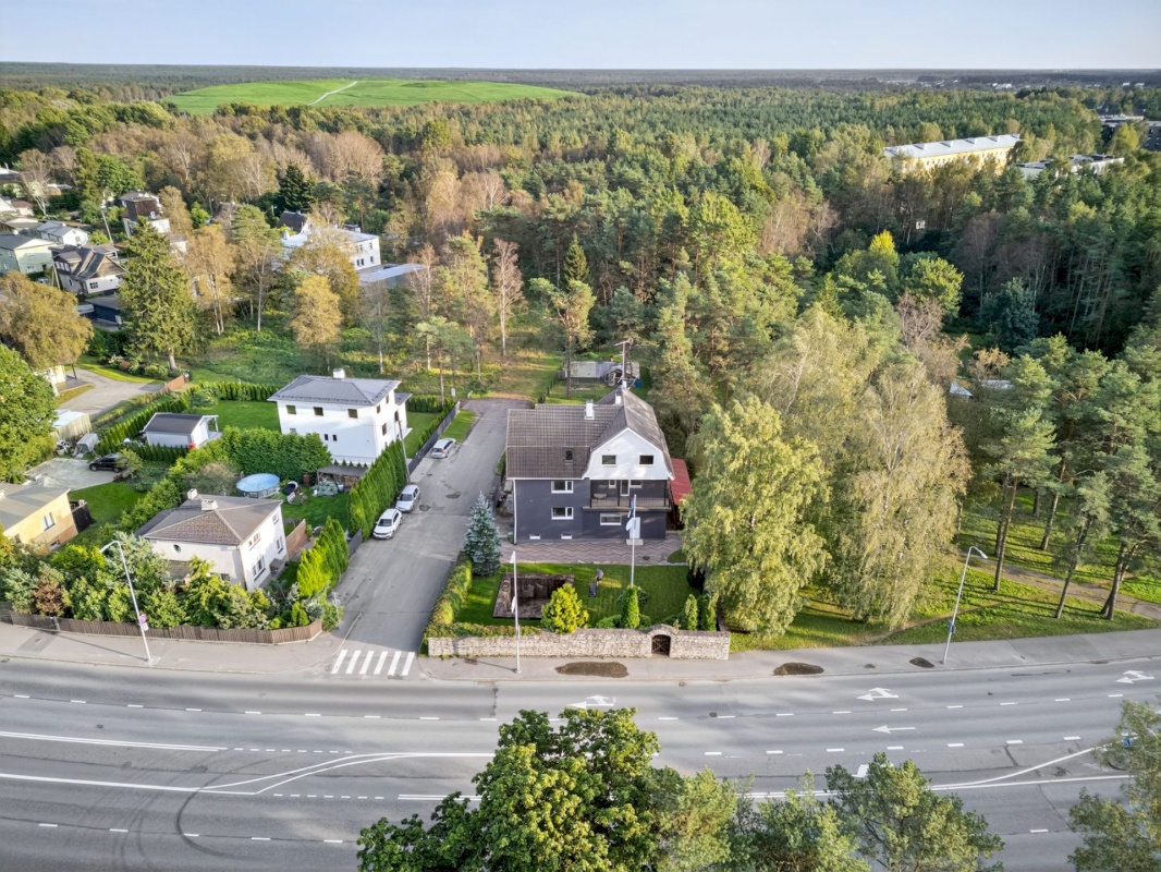 Tallinn, Nõmme linnaosa, Pääsküla, Vabaduse pst 201