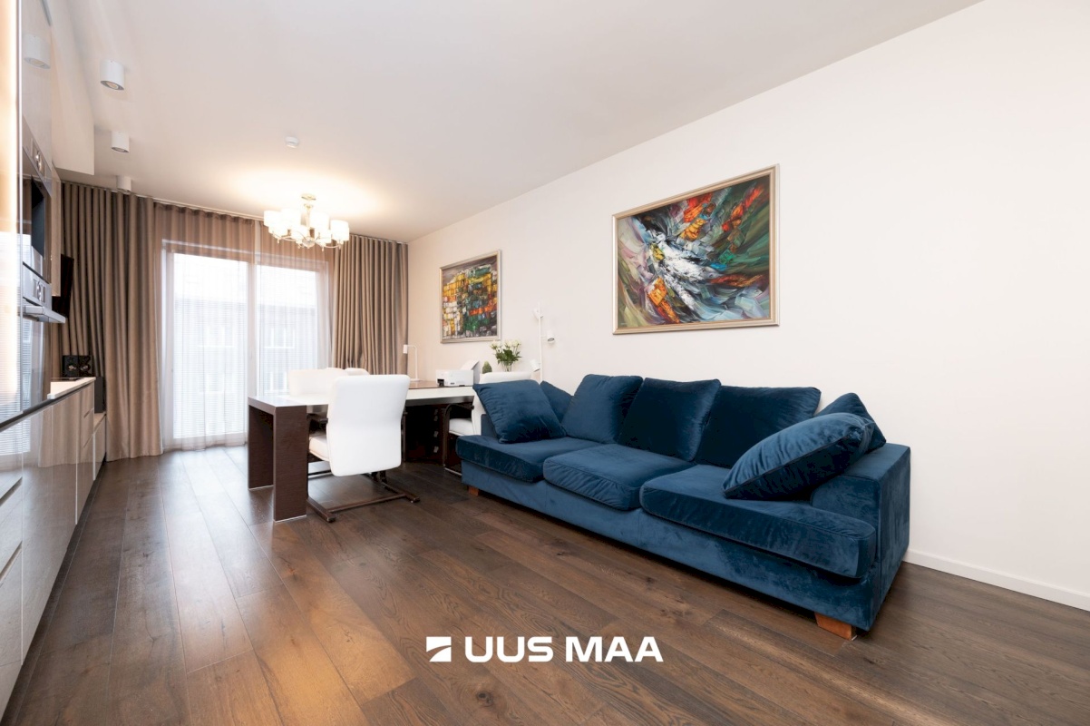 Tallinn, Kesklinna linnaosa, Südalinn, Pärnu mnt 33