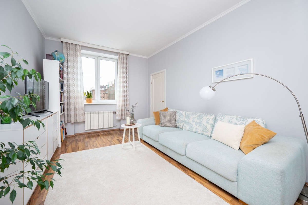 Tallinn, Kesklinna linnaosa, Raua, Narva mnt 14