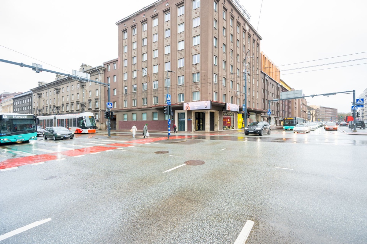 Tallinn, Kesklinna linnaosa, Raua, Narva mnt 14