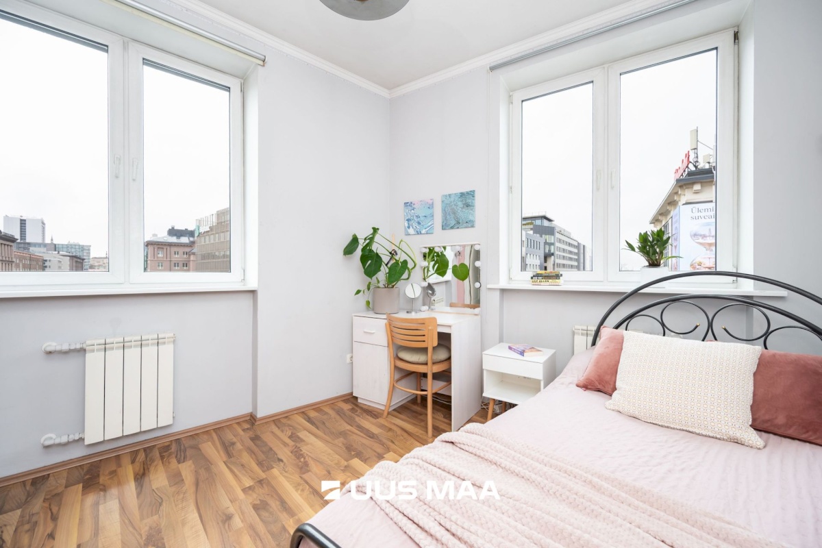 Tallinn, Kesklinna linnaosa, Raua, Narva mnt 14