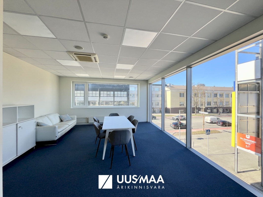 Tallinn, Kesklinna linnaosa, Pärnu mnt 139e/2