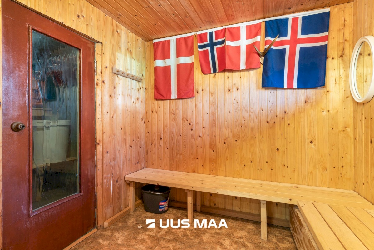 Viljandi vald, Sultsi küla, Vahtriku