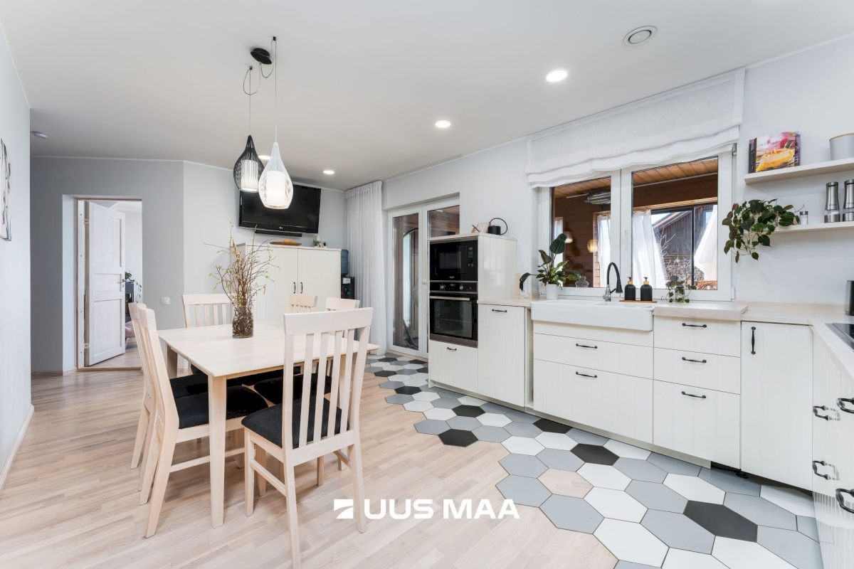 Tori vald, Kilksama küla, Kaasikukaare tee 9