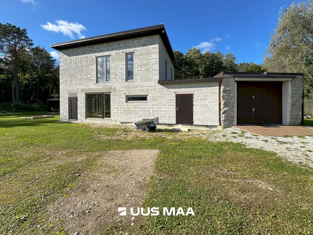 Lääne-Harju vald, Paldiski linn, Mõisahärra põik 10