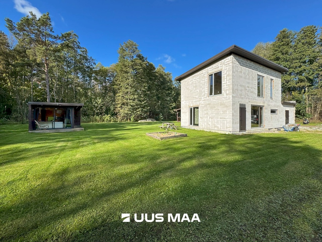 Lääne-Harju vald, Paldiski linn, Mõisahärra põik 10