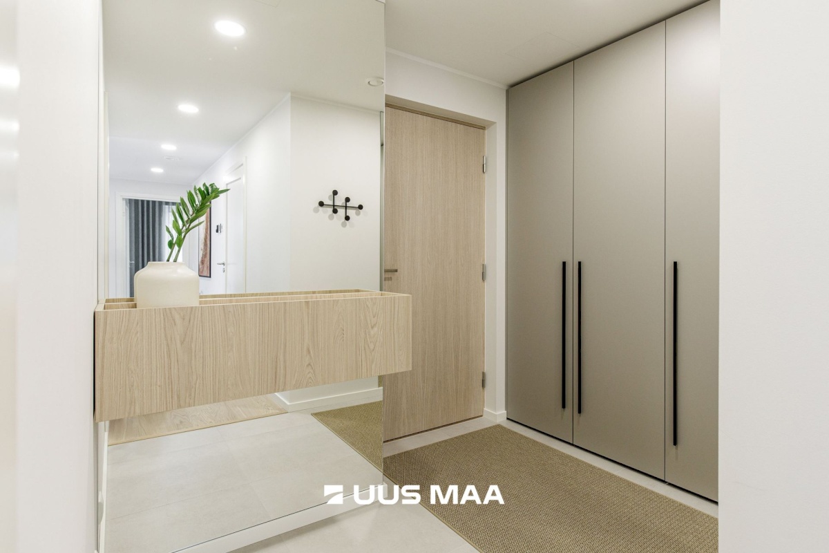 Saue vald, Saue linn, Keskuse 1/2-2