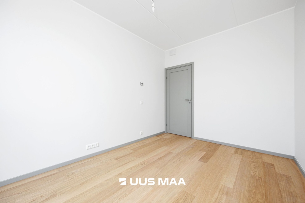 Saue vald, Saue linn, Keskuse 1/2-2